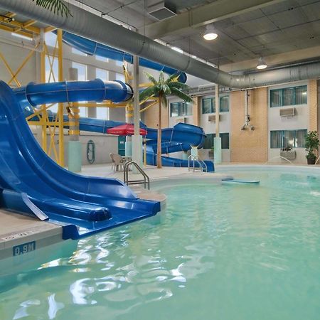Travelodge By Wyndham Winnipeg Airport Zewnętrze zdjęcie