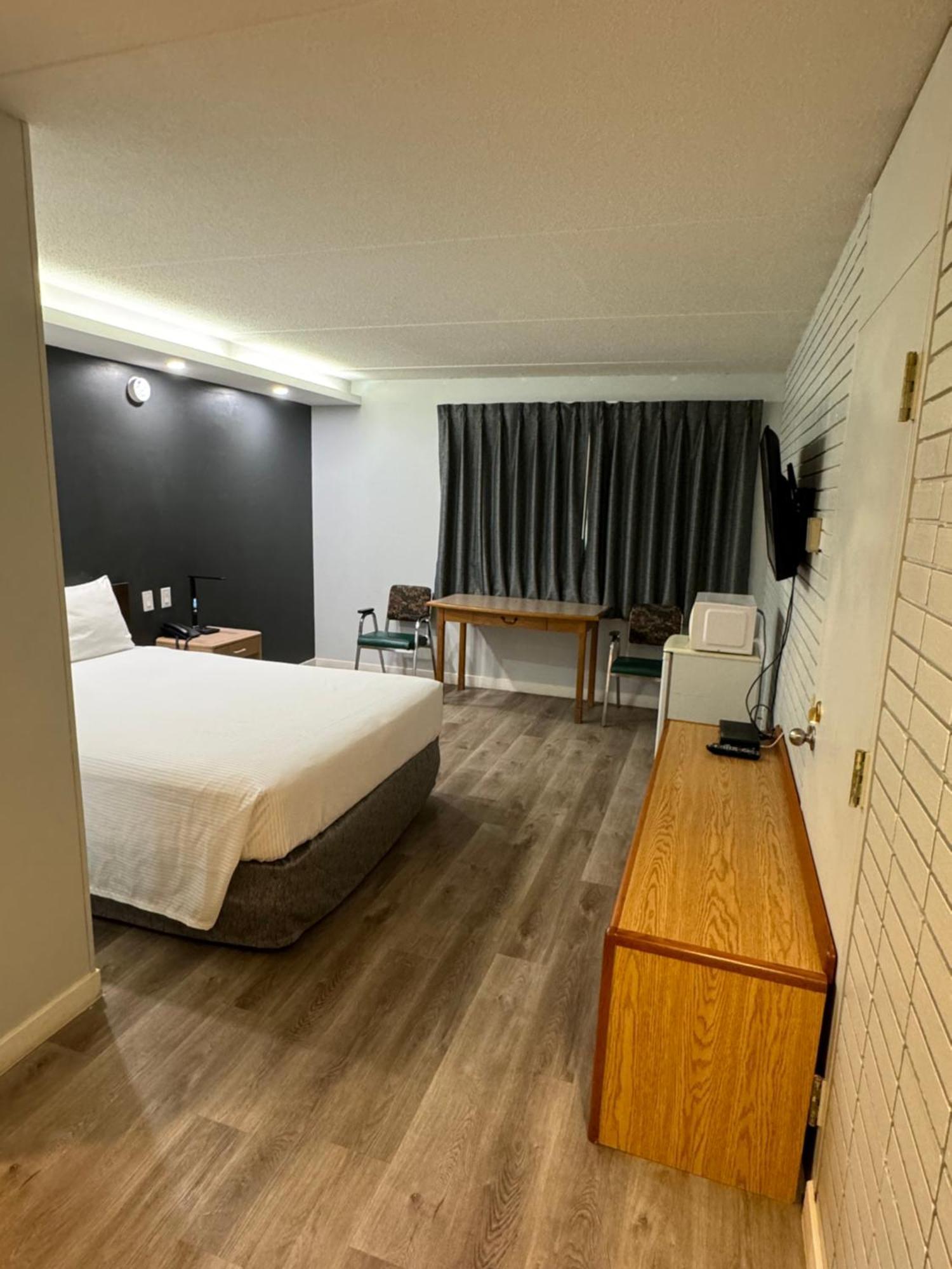 Travelodge By Wyndham Winnipeg Airport Zewnętrze zdjęcie
