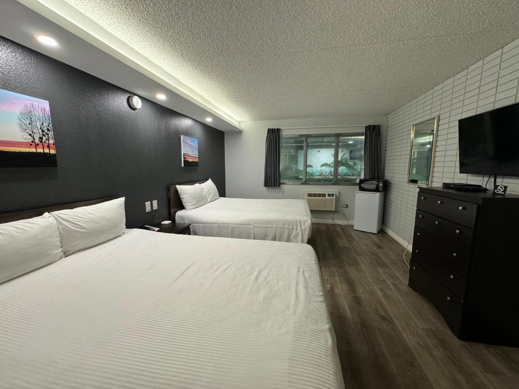 Travelodge By Wyndham Winnipeg Airport Zewnętrze zdjęcie
